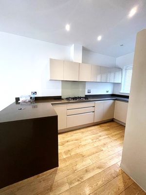 Photo 16- click for photo gallery